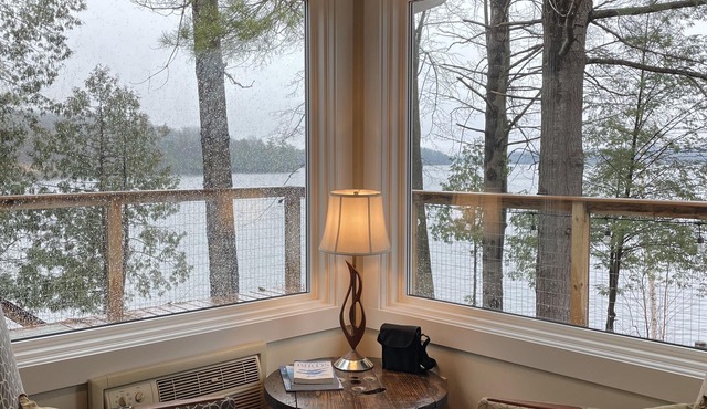 Sun on the Brow Cottages - Grandview Cottage - Year round cottage