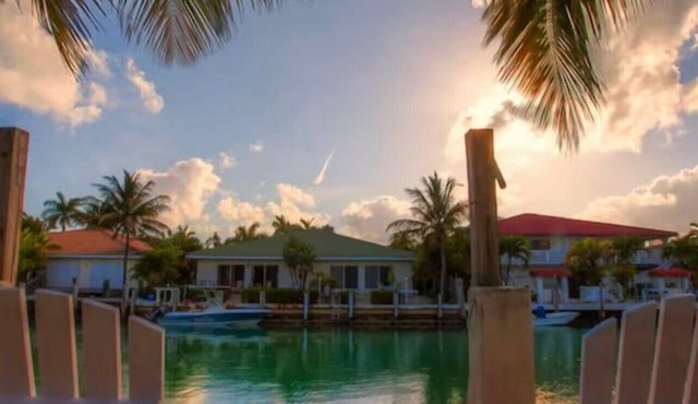 Sun, sand, SAVINGS! Limited time special Key Colony Beach Waterfront Cabana Club