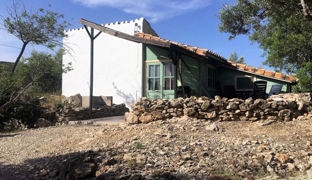 Sun, sea, rest and space, on our still active finca (farm) from 6 ha, casita Dos