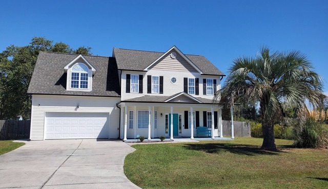 Sun & Sea Retreat 3 bedroom 4 Bed Intercoastal home for boat lovers in Hampstead