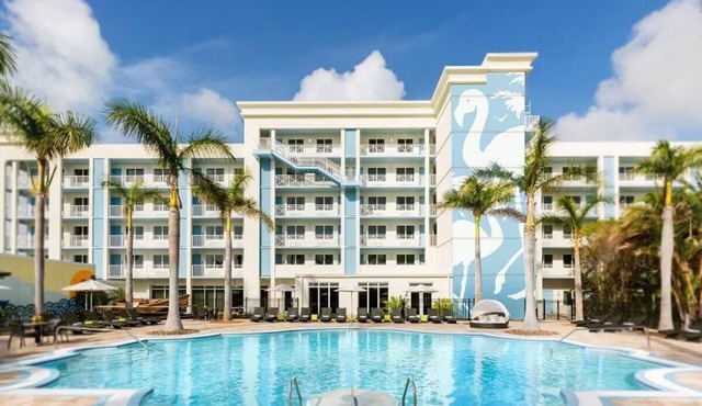Sun, Sip, & Socialize | Island Stay w/2 Pools & Backyard Bash