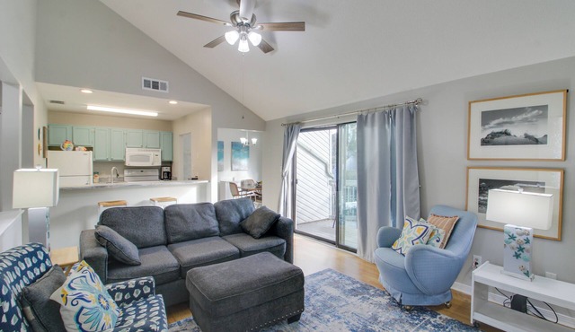 Sun, Surf & Sand in Fort Walton Beach! Cozy Condo