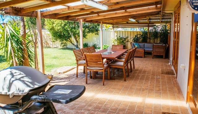 Sunbaker Pet Friendly Awards Finalist 4 Mins Walk to Culburra Beach