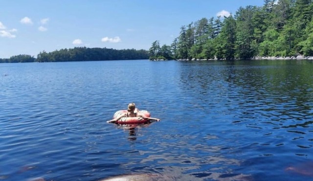 Sunbeam Cottage - your idyllic retreat by the lake