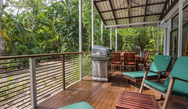 Sunbird Retreat, Horseshoe Bay