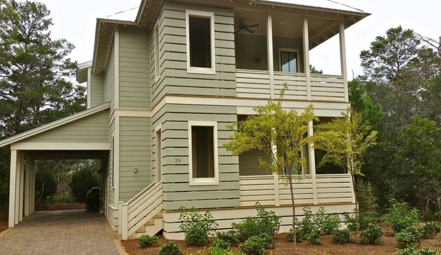 SunCats Beach House - 4 Bedroom Home Close to Beach - 5 Star Reviews!