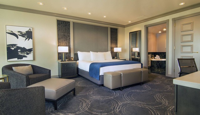 Suncoast Hotel and Casino