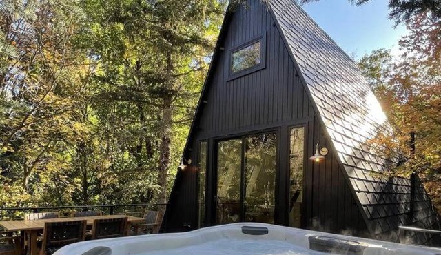Sundance A-Frame 5 Min Walk to Resort & XL Hot Tub