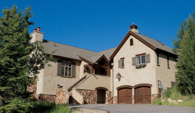 Sundance designer Mountain Home-5bdrm 5 bth sleeps 14 Ski, Flyfish, Golf,