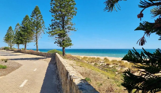 Sunday Drive Cosy Retreat | 10 min walk to Beach