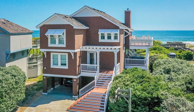 Sunday Drive - Nags Head MP 15, Oceanfront, Private Walkway to Beach, Pool, Hot Tub