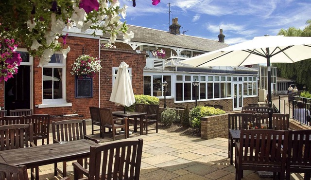 Sunday London Staines Hotel | Standard Double