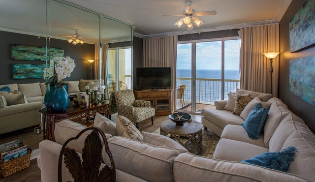 Sunday-Sunday,2BR, Bunkroom, 2Full Bath's. Beach Chairs Included, 3 NITE MINIMUM