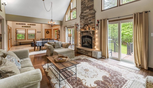 Sunderland Well-Appointed Home