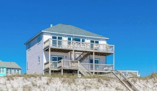 Sundog - Spacious 4 BR Oceanfront Home with 2 Sun Decks