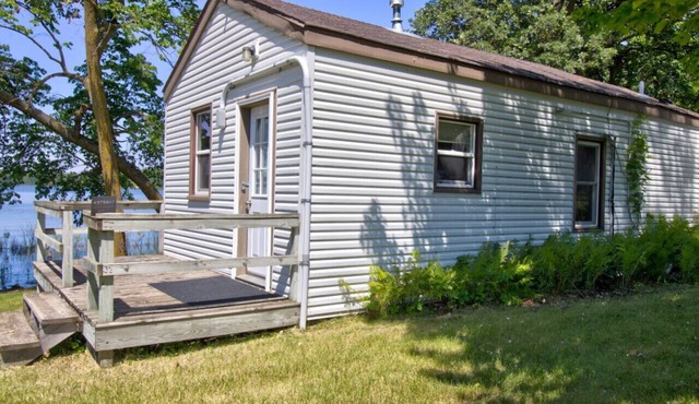 Sunfish Cabin - Lakefront | Kayak| Families, Pets | Legacy Lakeside Resort