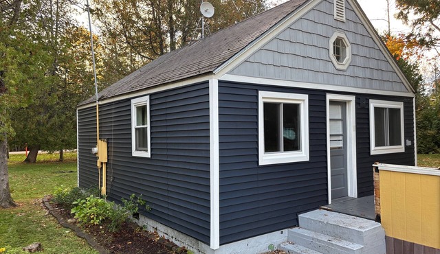 Sunflower Cabin- Dog Friendly on Kangaroo Lake