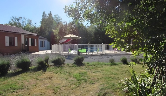 Sunflower Escape Cottage in Natura 2000 with Heated Pool