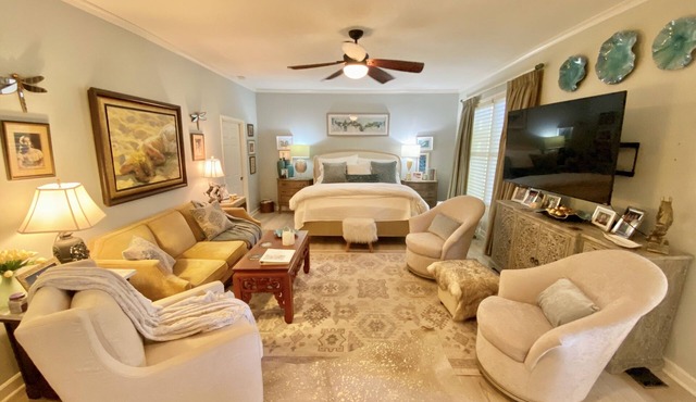 Sunflower Suite on the River