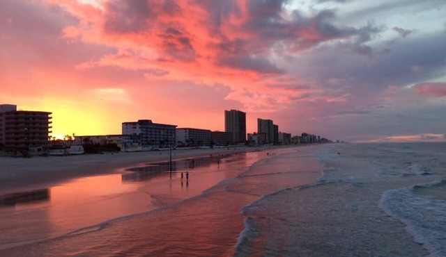 Sunglow, Beachfront Deluxe - 2 bed, 2 bath - ocean front unit