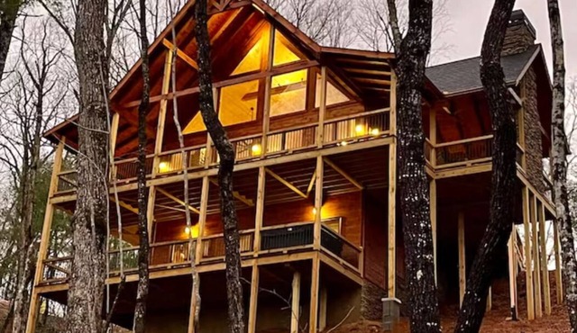 Sunglow Mt Vista - Pet friendly-Mountain View- Hottub-