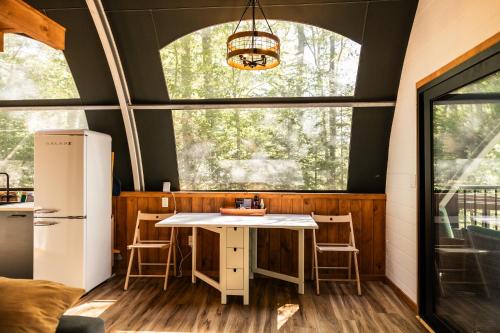 Sunken Escapes Glamping Unit 4