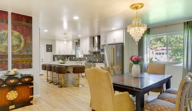 ‘Sunland Hills’ Home w/ Theater Room & Fire Pit!