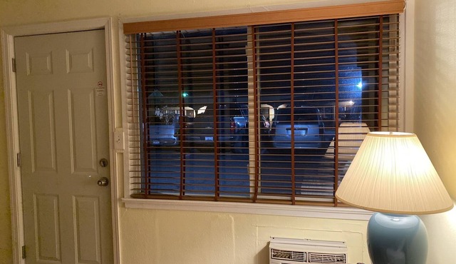 Sunland Inn Motel