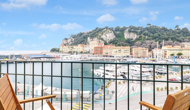 Sunlight Properties Archibald - Nice, 2 Beds, holiday rental, balcony & parking