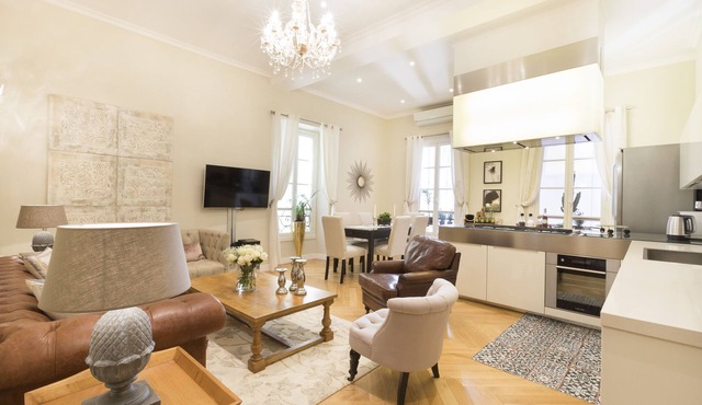 SunlightProperties CRISTAL - Exceptional - 2 mins from the beach