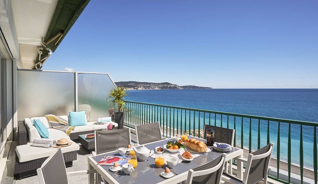 SunlightProperties SUNRISE - Sea view penthouse for 4