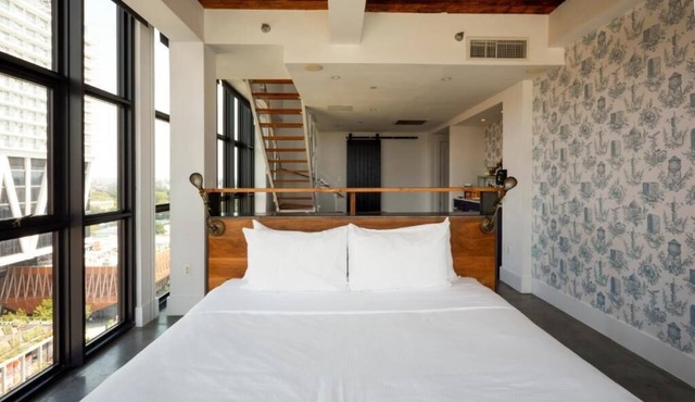 Sunlit Loft Stay l Wythe Hotel l North 8th Loft with Views