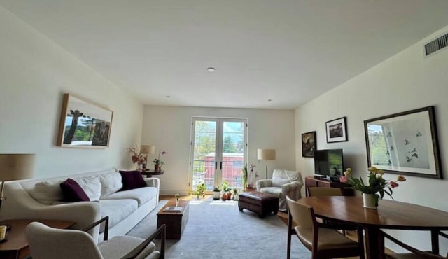 Sunny 2-bedroom condo in downtown Great Barrington