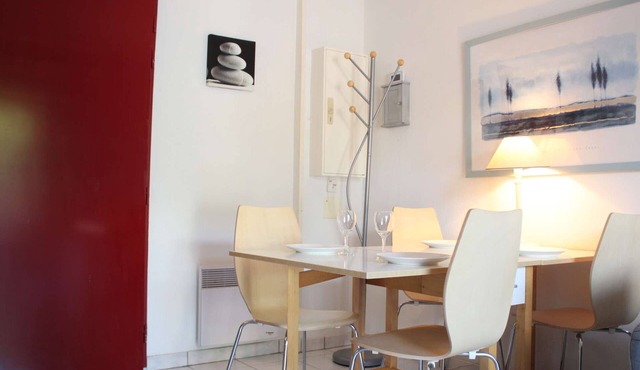 Sunny 2-BR House with Pool, Terrace, Near Beach - Châtelaillon-Plage