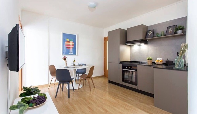 Sunny 3BD for Families in Poblenou next to the sea!