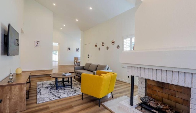 Sunny 3BR, 2BA, in Orange County
