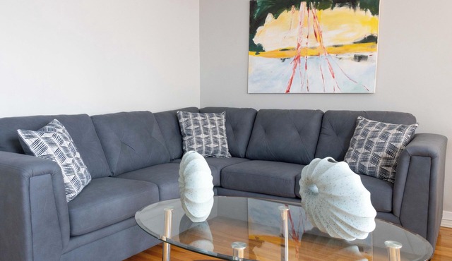 Sunny 3BR Oasis, Parkview, Rafting: 8 min. walk