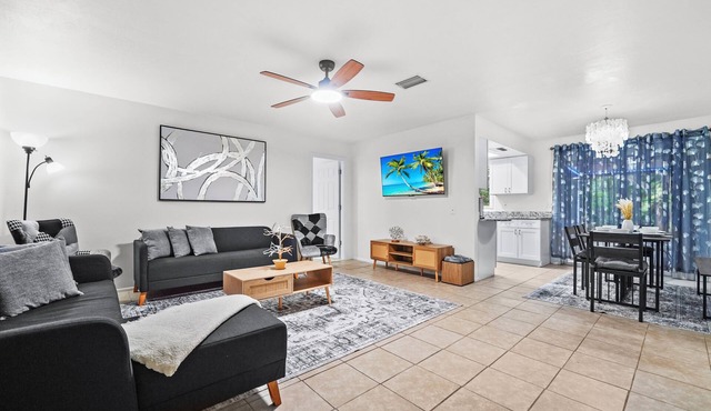 Sunny 3BR Oasis Water View Beach Gear Fully Fenced Yard Near Siesta Key