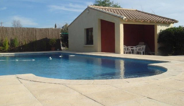 Sunny A/C apartment with terrace overlooking countryside and private pool
