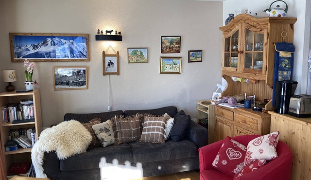 Sunny Apartment For 5 in Petit Chatel with summer Multipass