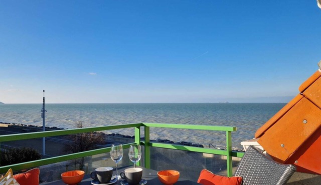 Sunny apartment - Sea view and Gris-Nez cape - located Residence de la Plage