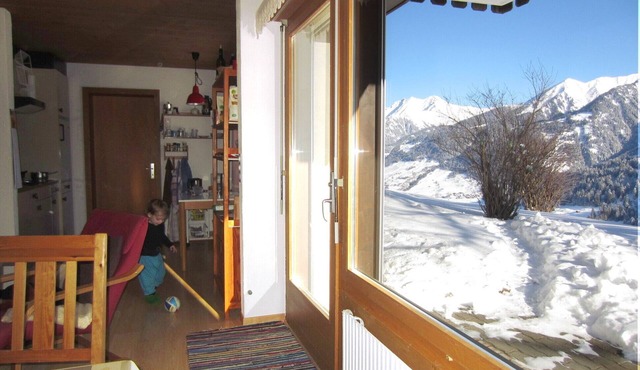 Sunny Apartment With Terrace In Idyllic Setting, 2 Bedrooms, Sleeps 4