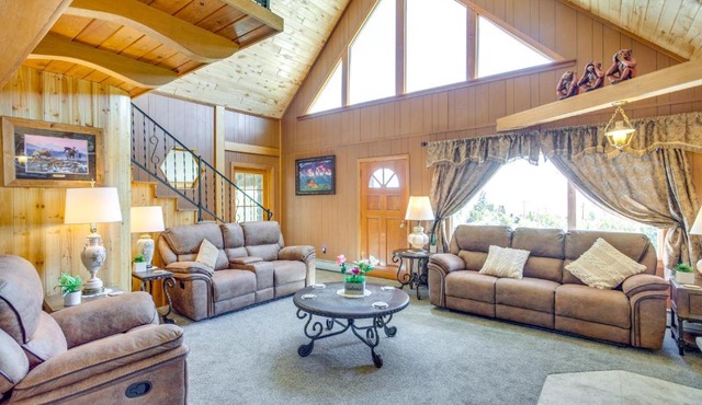 Sunny Cedaredge Home with Mtn Views - Hike and Fish!