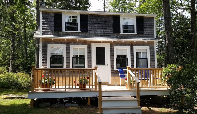 Sunny, Comfortable Cottage, Tenants Harbor with wi-fi and screened porch