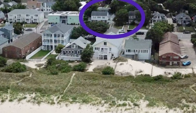 Sunny Cottage at Ocean View Beach Norfolk