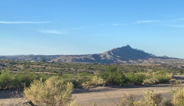 Sunny Daze Getaway-mins to golf/lake