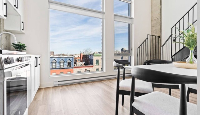 Sunny Duplex Penthouse on St-Laurent Blv.