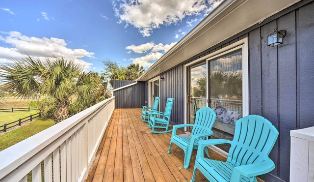 Sunny Edisto Island Duplex - Half Mile to Beach!