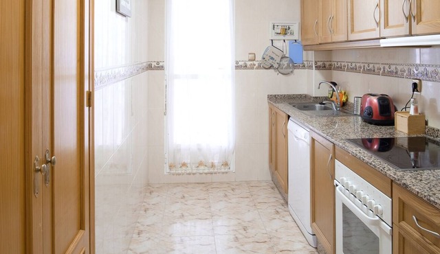 Sunny family holidays in a cozy apartment near the beach and a Natural Park.