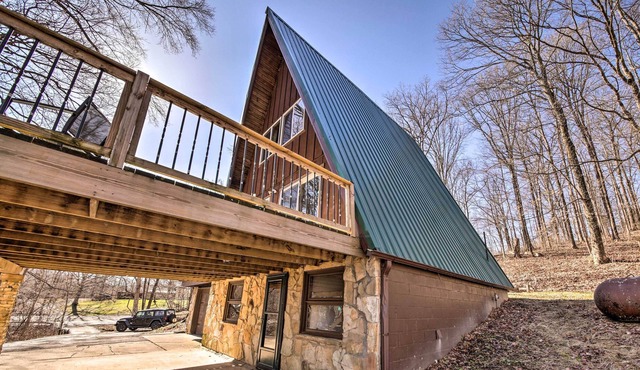 Sunny Family Cabin in Hoosier National Forest